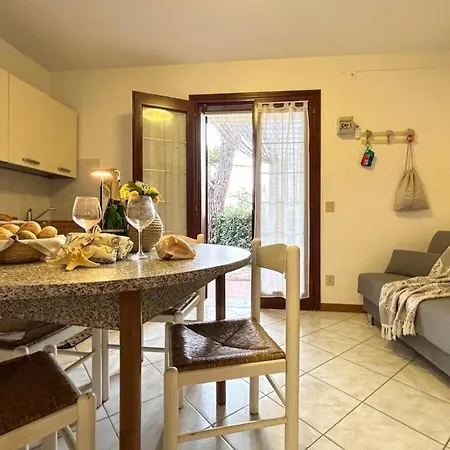 El Patio Con Piscina 아파트 로솔리나 마레