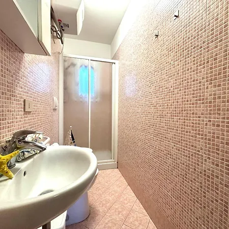 El Patio Con Piscina * 로솔리나 마레
